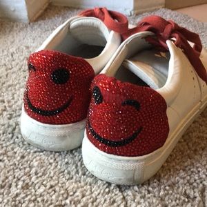 Lola Cruz Smiley Sneakers
